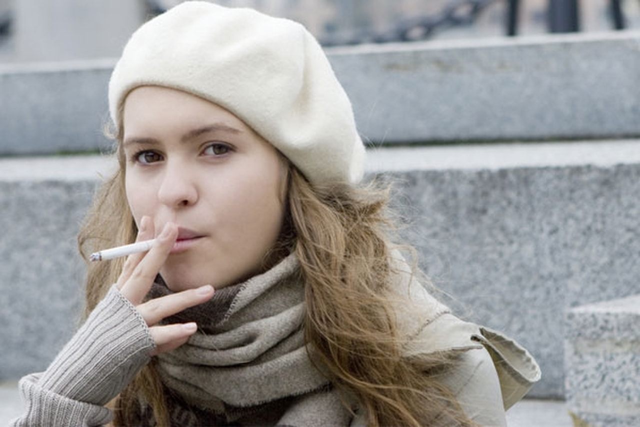 مشاكل التدخين عند المراهقين وحلها..!